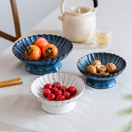 Chrysanthemum-Shaped Ceramic Fruit Bowls - Grafton Collection